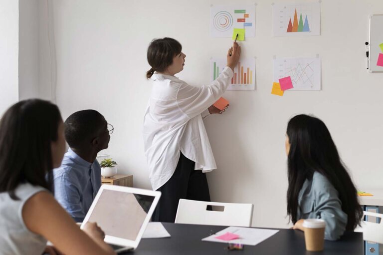 Upskilling-and-Reskilling-Serupa-tak-Sama-dan-Sama-Pentingnya-1