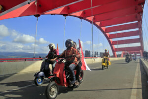 1_antarafoto-perayaan-hut-ri-di-papua-170822-gt-3