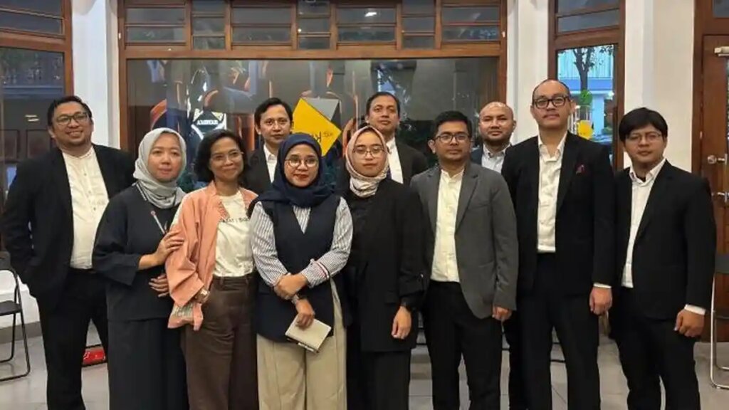 Kabinet-Bayangan-Indonesia-yang-mengumumkan-daftar-15-menteri