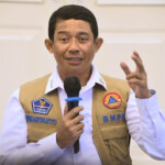 kepala-bnpb-letjen-tni-suharyanto-saat-memberikan-keterangan-c3i8