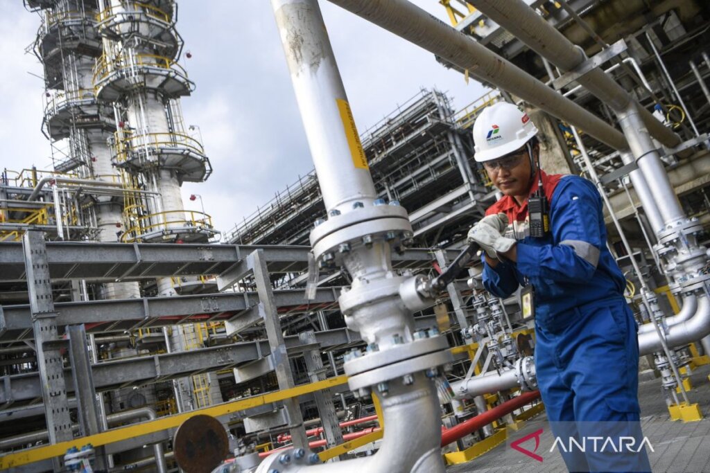 kilang-balikpapan-operasikan-unit-pemurnian-lpg-dari-rfcc-2682829