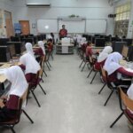 murid-sekolah-digital