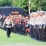 pengecekan-pasukan-Operasi-Ketupat-Cartenz-2025-1