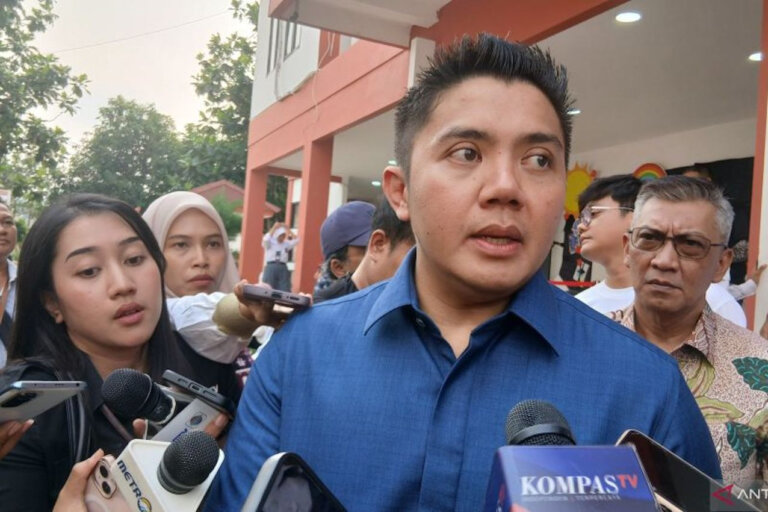 sekretaris-kabinet-seskab-letkol-teddy-indra-wijaya-foto-xwa-n358