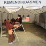 6-bulan-pascabencana-aceh-barat-siswa-masih-belajar-di-tenda-1780647006745-300x200