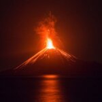 GUNUNG-ANAK-KRAKATAU_2