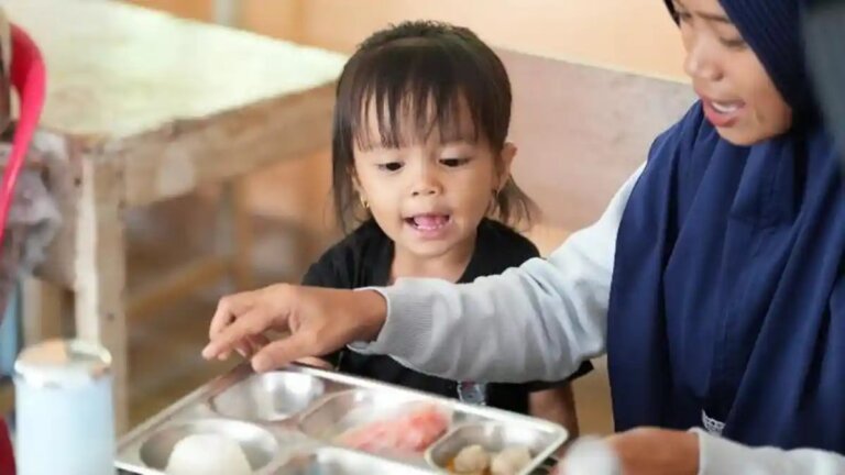 PROGRAM-MBG-MAKAN-BERGIZI-GRATIS-234sfdgfdg-BALITA-MAKAN