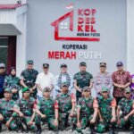 684552_menko-pangan-apresiasi-peran-tni-dalam-akselerasi-pembangunan-koperasi-desa-merah-putih_20260125183514