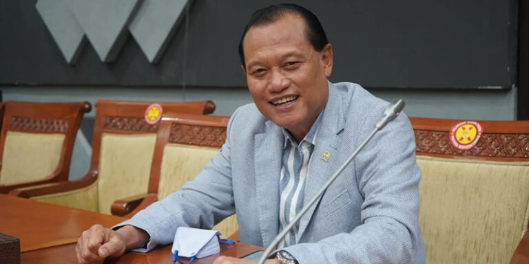 965500_06362627092022_adang_daradjatun