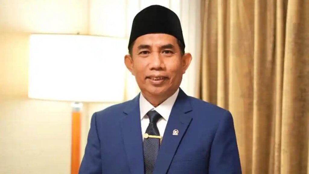 Anggota-DPR-RI-Fraksi-Nasdem-Achmad-Daeng-Sere-43554
