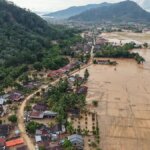 Kerusakan-di-Tapanuli-Tengah-Akibat-Banjir-dan-Longsor_20251205_053139