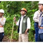 Menteri-Kehutanan-Raja-Juli-Antoni-saat-meninjau-lokasi-pengelolaan