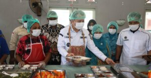 pj-gubernur-agus-fatoni-siap-sukseskan-program-mbg-di-papua_275397