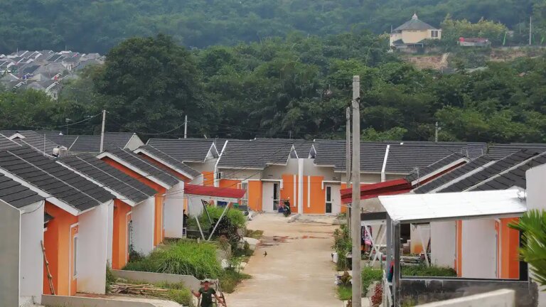 rumah-subsidi-yang-makin-mahal_20230714_175341