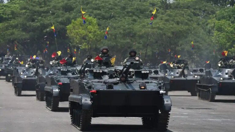 upacara-hut-korps-marinir-ke-74_20191115_155144